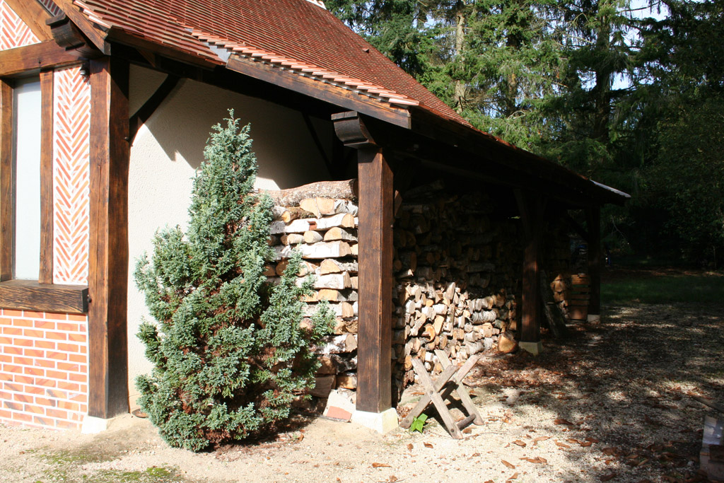 Bûcher chêne pannes en corbeau