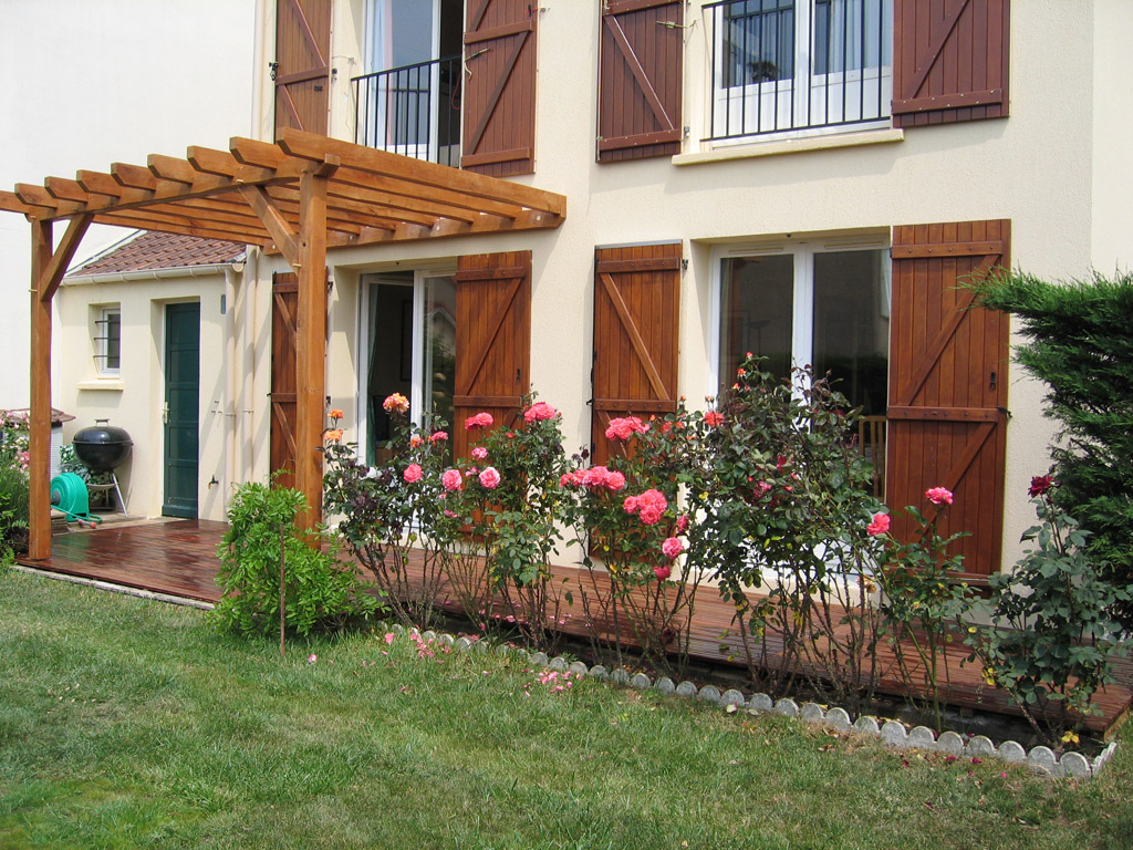 Pergola traditionnelle simple en chêne