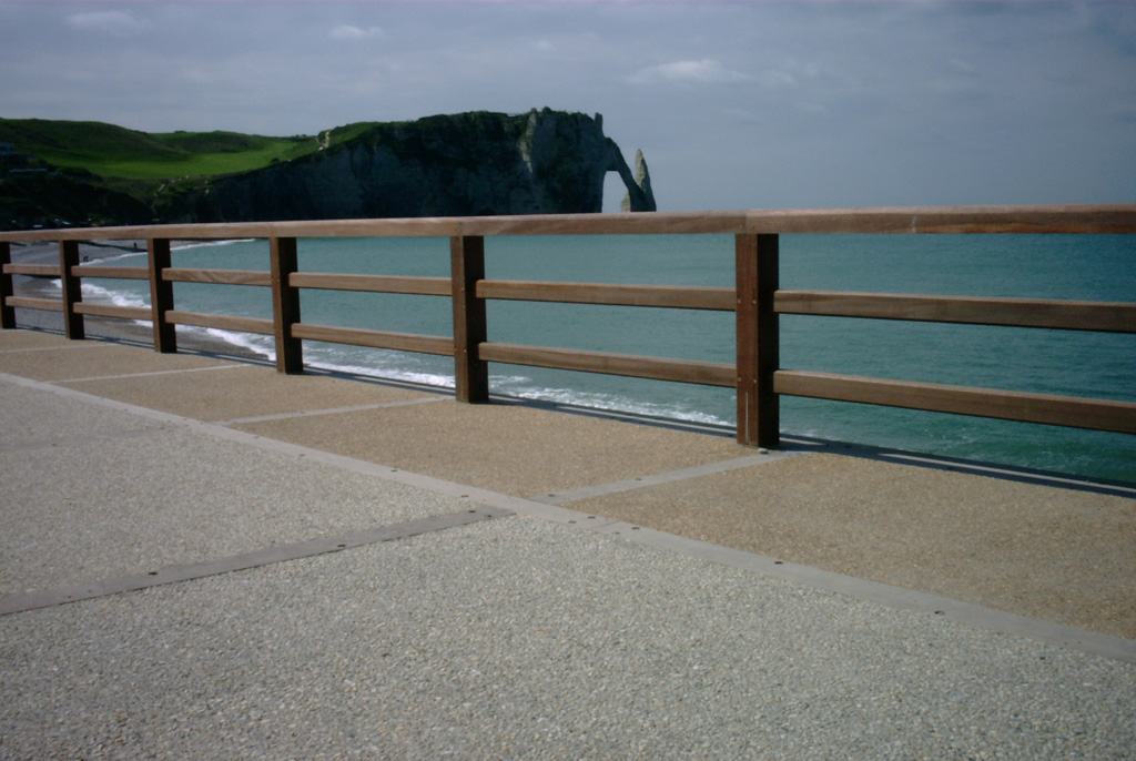 Main courante et garde-corps en chêne Etretat