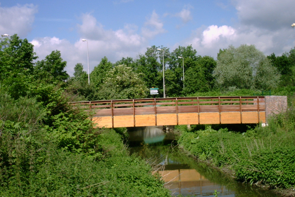 Passerelle passage de ruisseau